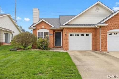 1523 English Pine Ln, O Fallon, IL, 62269-2578 | Card Image