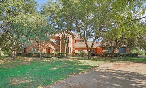 3705 Northcrest Dr, Cleburne, TX, 76031-7927 | Card Image