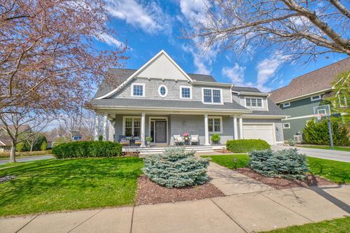 15791 Diamond Way, Apple Valley, MN, 55124-6897 | Card Image