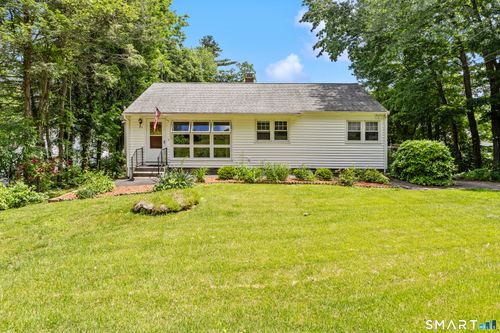 80 Briar Cliff Ave, Waterbury, CT, 06708-2902 | Card Image