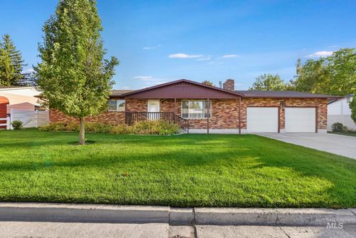 521 11th Ave E, Jerome, ID, 83338-1605 | Card Image