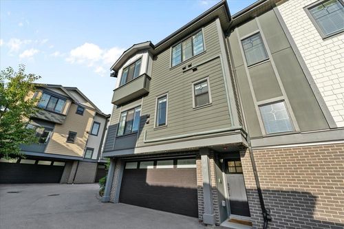 107-258 Hart St, Coquitlam, BC, V3K1R4 | Card Image
