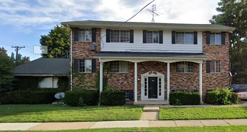 400 E Downer Pl, Aurora, IL, 60505-3457 | Card Image