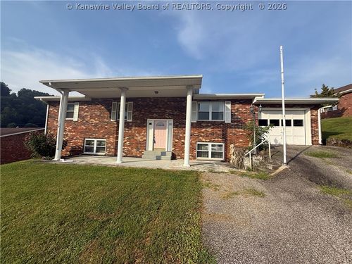 40 Hickory Ln, Madison, WV, 25130-1216 | Card Image