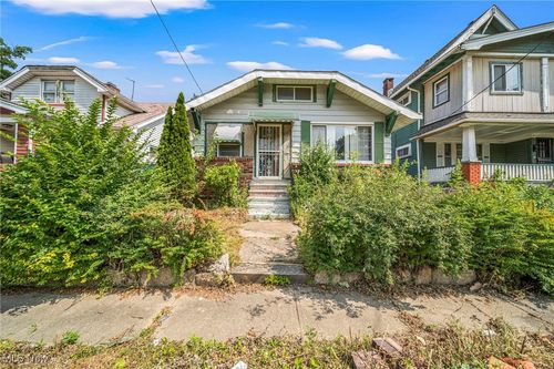 11405 Ablewhite Ave, Cleveland, OH, 44108-1501 | Card Image
