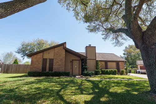 1817 Mckinley St, Rosenberg, TX, 77471-4549 | Card Image