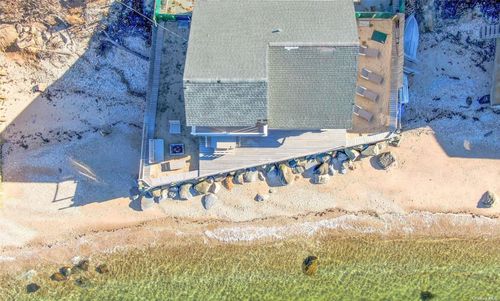 58425 Route 48, Greenport, NY, 11944-2224 | Card Image