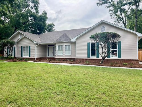 5 Post Pointe Cir, Valdosta, GA, 31602-4232 | Card Image