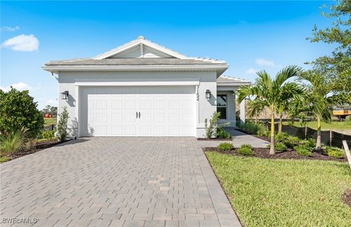 7152 Chapel Creek Ln, NORTH FORT MYERS, FL, 33917-2271 | Card Image