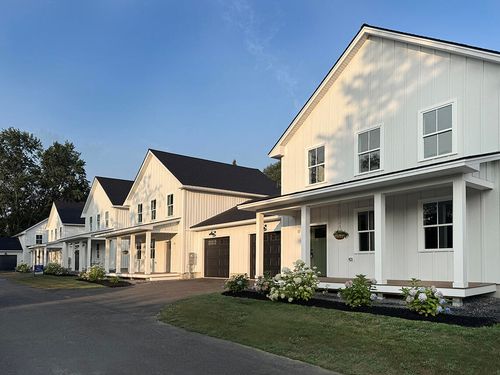 15-15 Magnolia Lane, Gardiner, ME, 04345 | Card Image