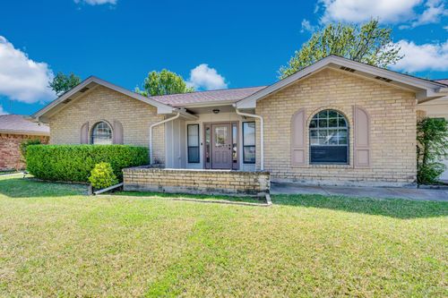1022 Byron Lane, Arlington, TX, 76012 | Card Image