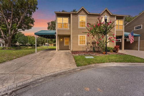 9044 Lake Place Ln, TAMPA, FL, 33634-1098 | Card Image