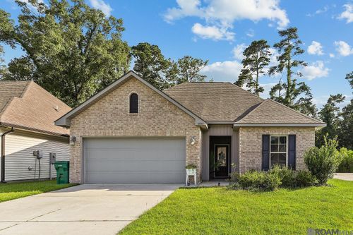 13864 Colt Dr, Denham Springs, LA, 70726-7358 | Card Image