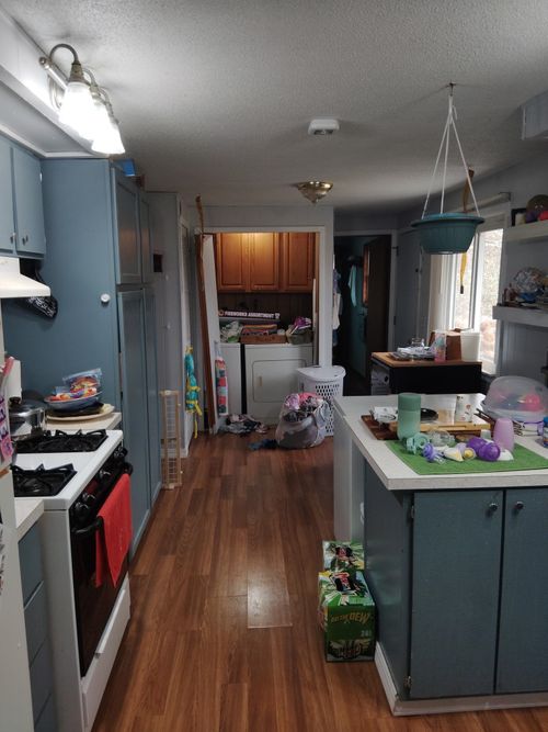 7513 Frankenmuth Rd, Vassar, MI, 48768-9418 | Card Image