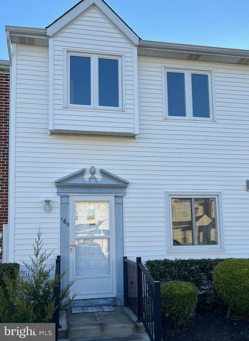165 Yorktown Blvd, Hammonton, NJ, 08037-2105 | Card Image