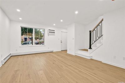 21-49 47th Street, Townhouse with 3 bedrooms, 2 bathrooms and null parking in Astoria NY | Image 3