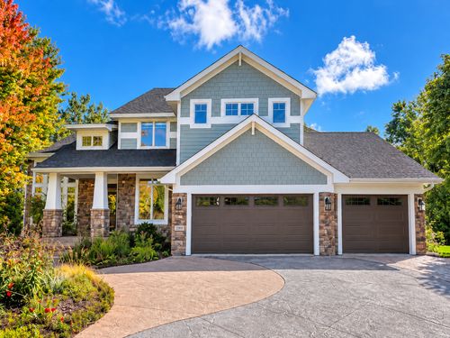21761 Pine Tree Cir, Lakeville, MN, 55044-6023 | Card Image