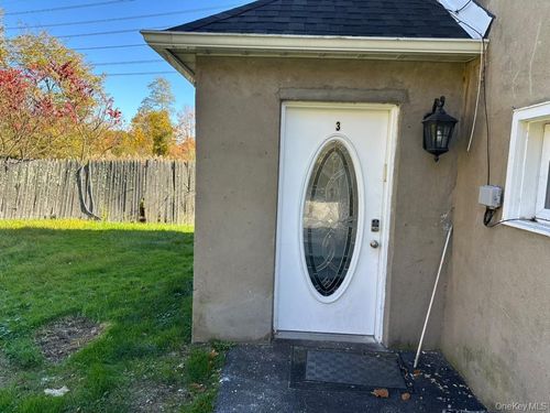 425 Call Hollow Rd, Stony Point, NY, 10980-3621 | Card Image