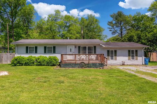302 S Pecan St, De Soto, IL, 62924-1504 | Card Image