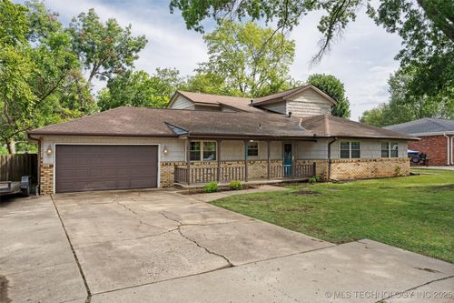 3608 Velma Dr, Bartlesville, OK, 74006-6621 | Card Image