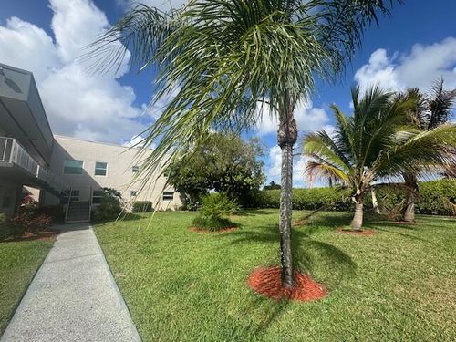 749 Burgundy P, Delray Beach, FL, 33484-5446 | Card Image