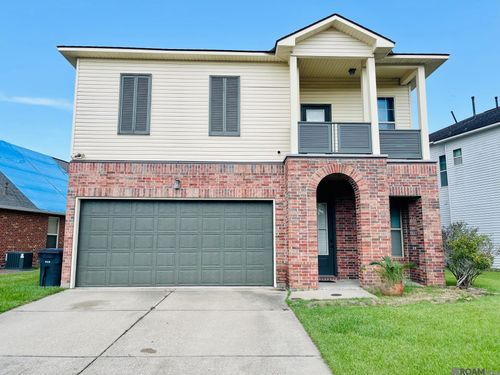 13645 Stone Gate Dr, Baton Rouge, LA, 70816-1097 | Card Image