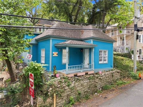 8 Owen St, Eureka Springs, AR, 72632-3314 | Card Image