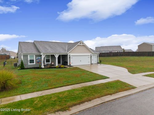 172 Sienna Dr, Shepherdsville, KY, 40165-7632 | Card Image