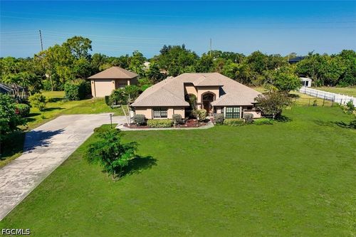 20612 Charing Cross Cir, ESTERO, FL, 33928-2539 | Card Image