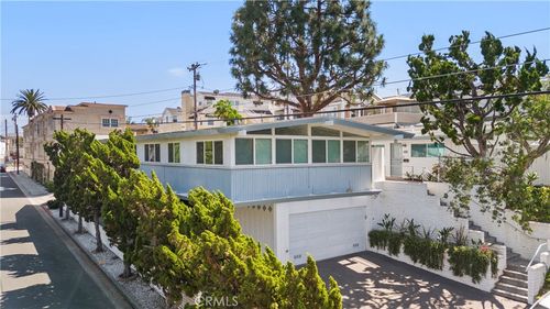 3205 Bayside Dr, Corona del Mar, CA, 92625-3058 | Card Image
