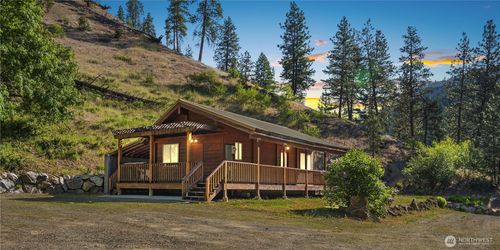 9460 Eagle Creek Rd, Leavenworth, WA, 98826-9109 | Card Image