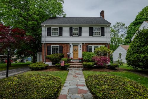 8 Carlson Cir, Boston, MA, 02132-1002 | Card Image