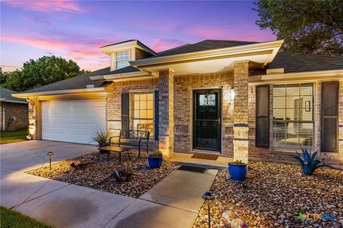 1832 Sunnybrook Dr, New Braunfels, TX, 78130-3019 | Card Image