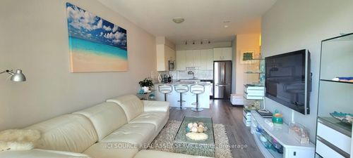 301-11611 Yonge St, Richmond Hill, ON, L4E1G2 | Card Image