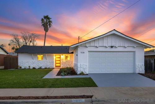 13015 Carriage Rd, Poway, CA, 92064-5504 | Card Image