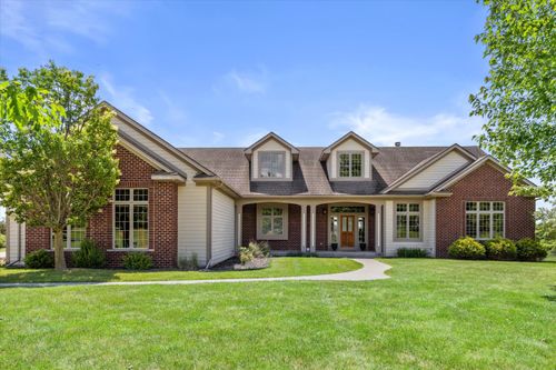 S99W33205 Genevieve Dr, Mukwonago, WI, 53149-8293 | Card Image