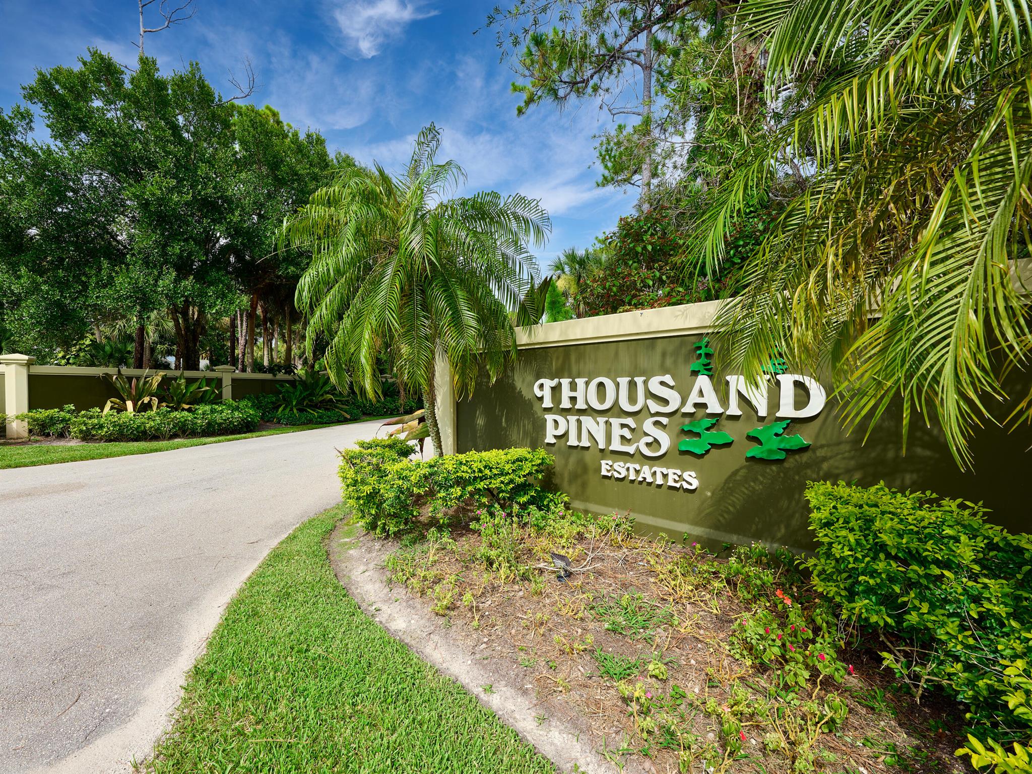 Thousand Pines Cir, West Palm Beach, FL 33411