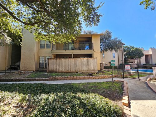 604-1202 Thorpe Ln, San Marcos, TX, 78666-6552 | Card Image