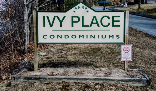 204-30 Wolf Rd, Lebanon, NH, 03766-1904 | Card Image