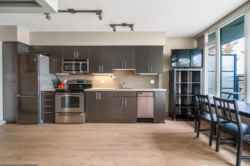 417-9009 Cornerstone Mews, Burnaby, BC, V5A0B9 | Card Image