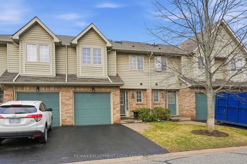 103-3333 New St, Burlington, ON, L7N1N1 | Card Image