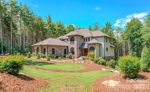 67-1416 Southpointe Dr, Morganton, NC, 28655-9827 | Card Image