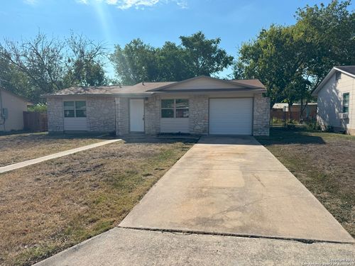 226 Park Ln, Universal City, TX, 78148-4123 | Card Image
