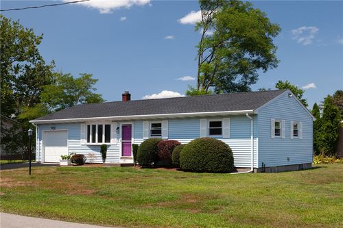 81 Massachusetts Blvd, Portsmouth, RI, 02871-5628 | Card Image