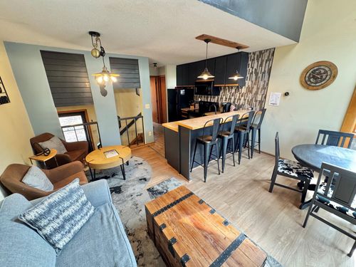 527 Moose Mountain Drive, Lutsen, MN, 55612 | Card Image