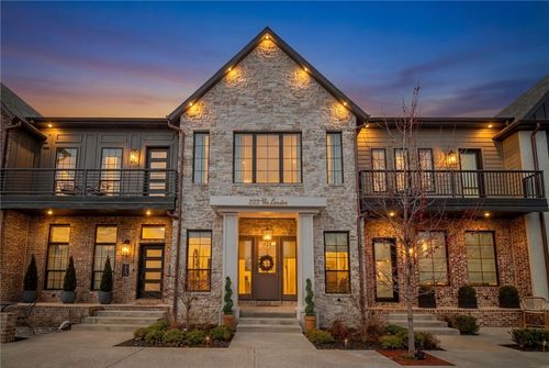 222 Se B Street, Bentonville, AR, 72712 | Card Image