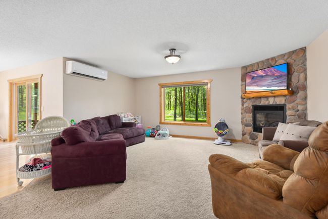 large living room | Image 6