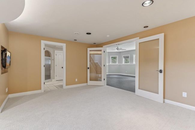 1601 Cedar Bend, House other with 5 bedrooms, 4 bathrooms and null parking in Hartland WI | Image 75