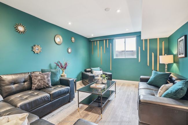 1585 Kerns Rd, House other with 7 bedrooms, 4 bathrooms and 6 parking in Burlington ON | Image 25
