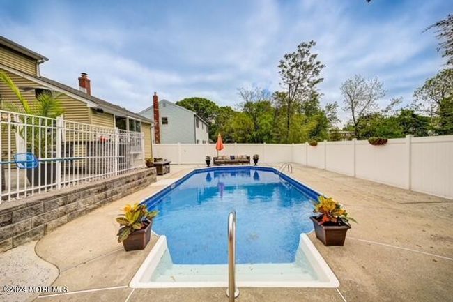 6 Convent Ct, House other with 3 bedrooms, 3 bathrooms and null parking in Hazlet NJ | Image 25